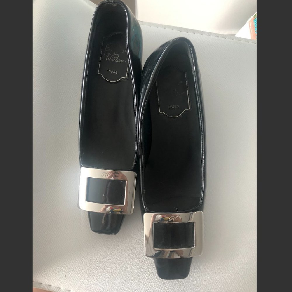 Roger Vivier 45mm patent leather shoes